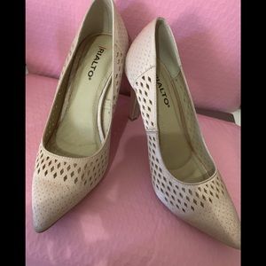 Rialto - Champagne Shoes